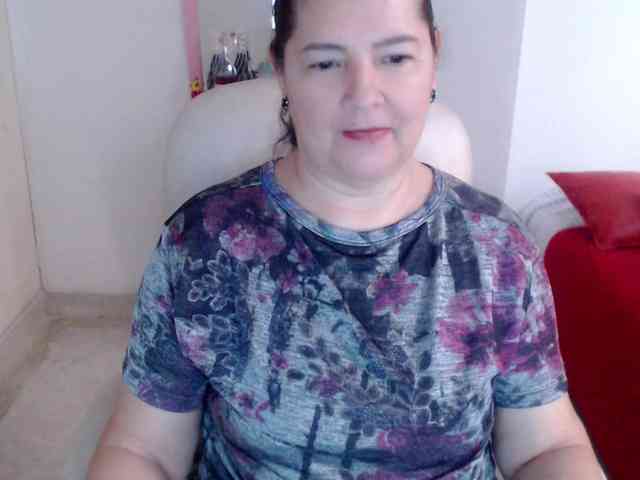 leonela-68