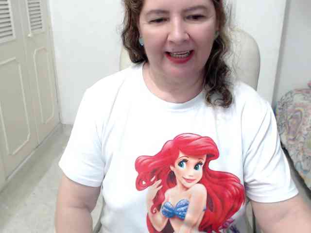 leonela-68 webcam
