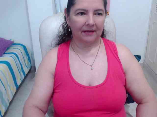 leonela-68 webcam