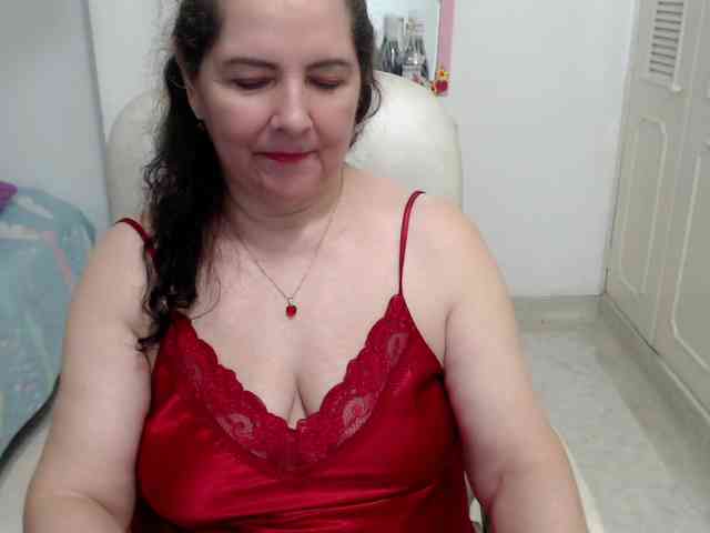 leonela-68 webcam
