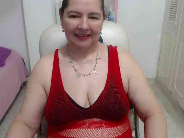 leonela-68 webcam