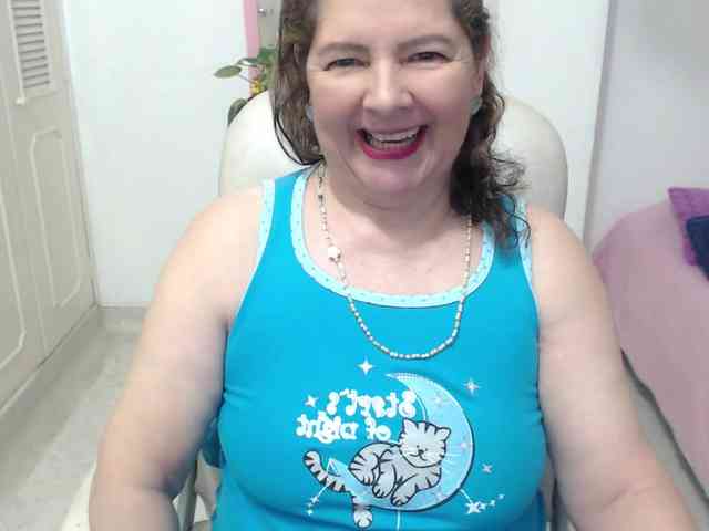 leonela-68 webcam