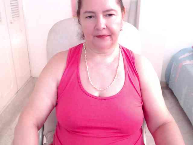 leonela-68