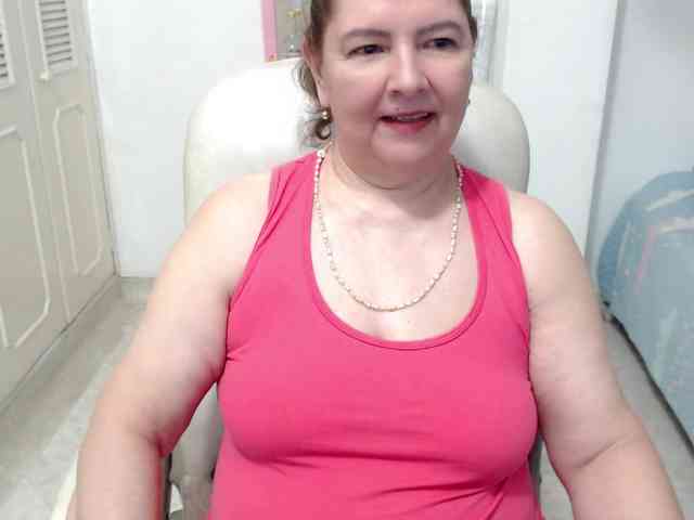 leonela-68 webcam
