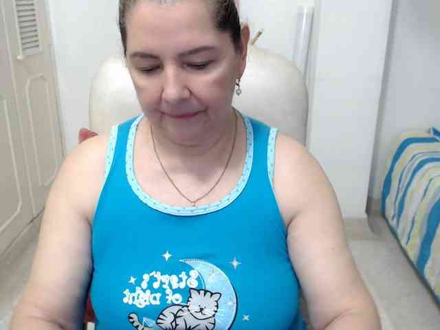 leonela-68 webcam