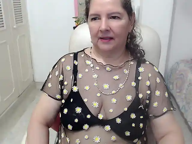 leonela-68