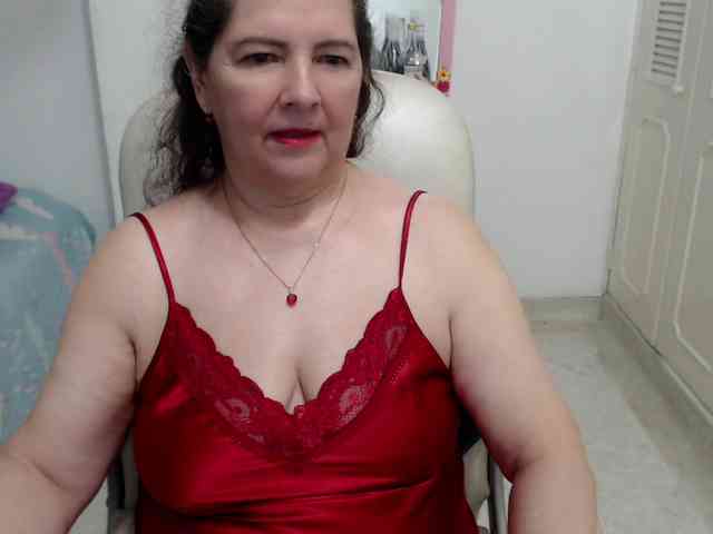 leonela-68 webcam
