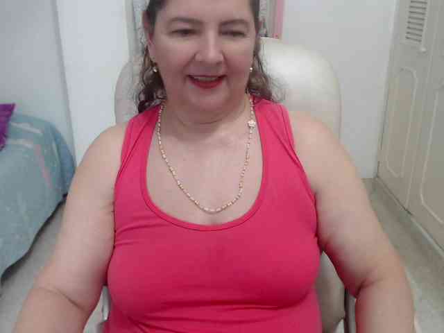 leonela-68 webcam