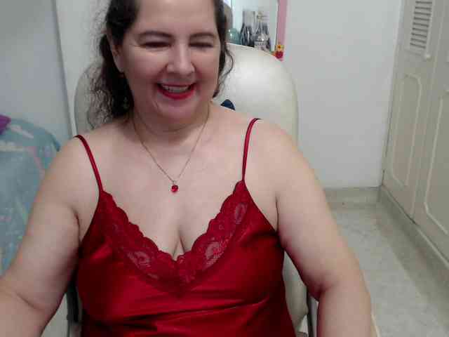 leonela-68 webcam