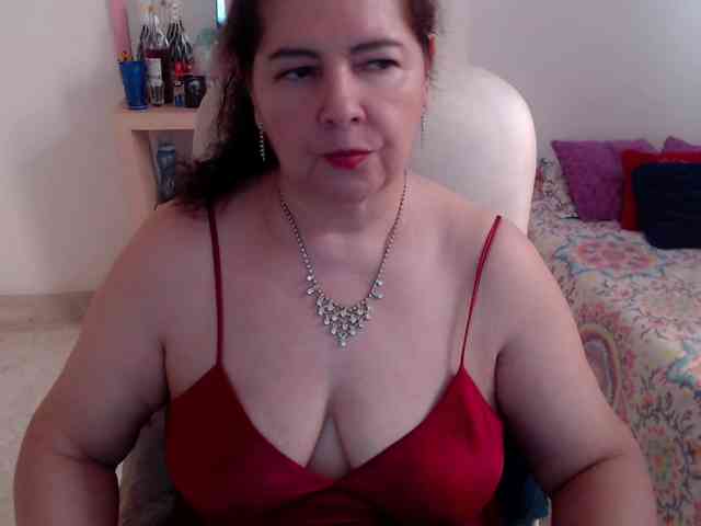 leonela-68