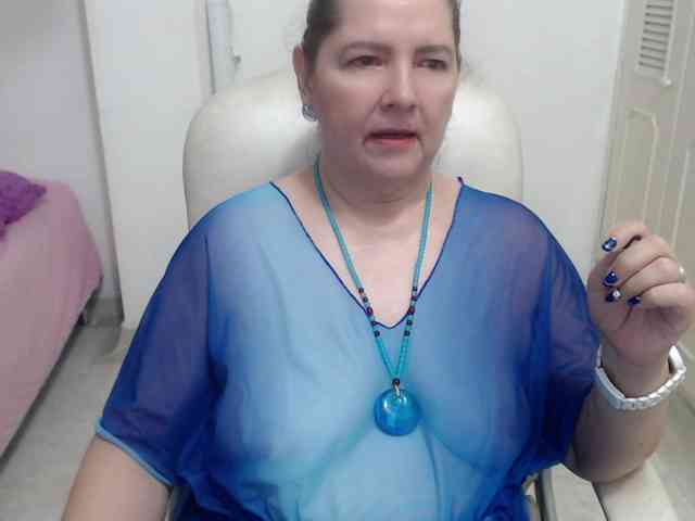 leonela-68 webcam
