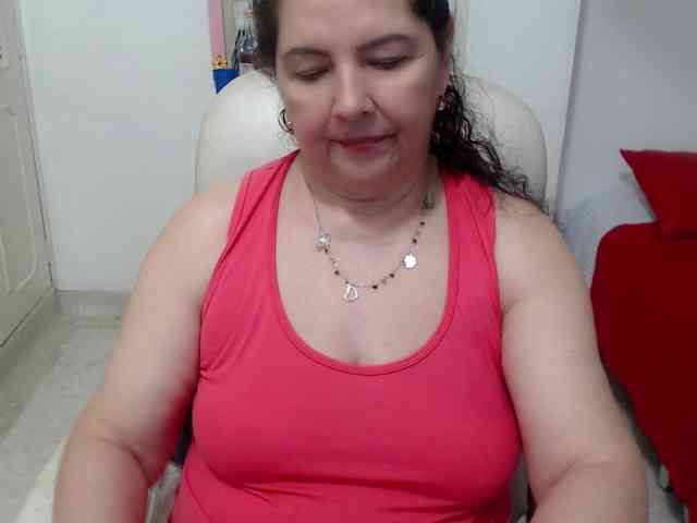 leonela-68 webcam