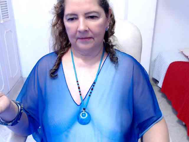 leonela-68 webcam
