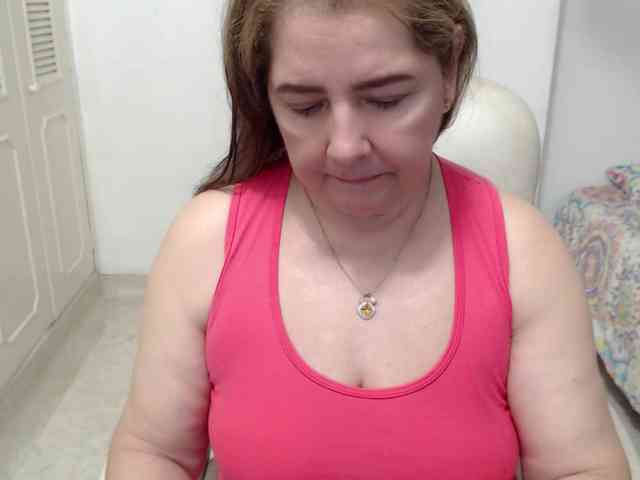 leonela-68 webcam