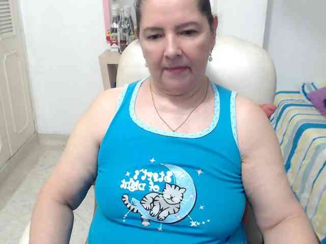 leonela-68