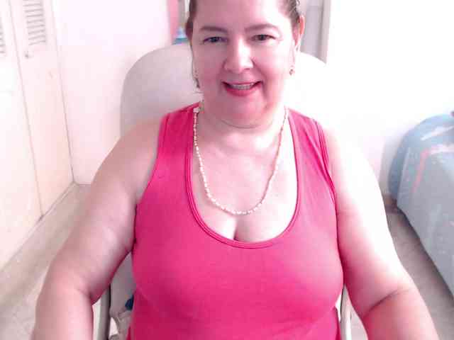 leonela-68 webcam