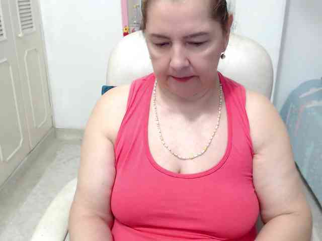 leonela-68 webcam