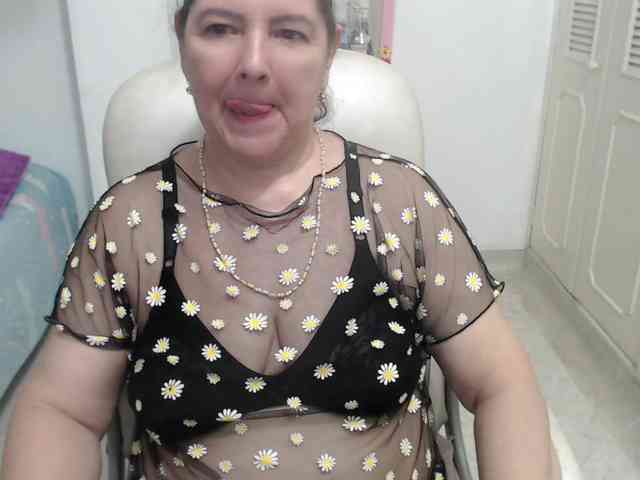 leonela-68 webcam