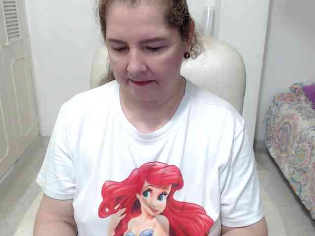 leonela-68 webcam
