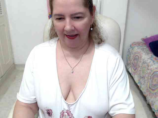 leonela-68