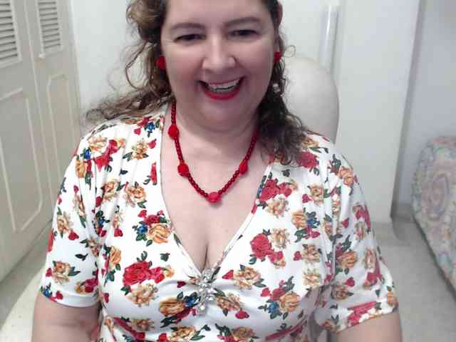 leonela-68 webcam