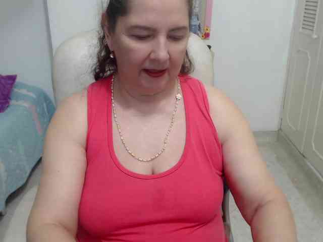 leonela-68 webcam
