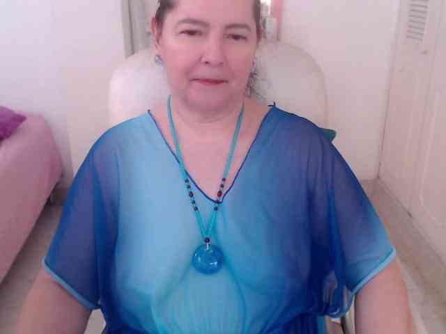 leonela-68 webcam