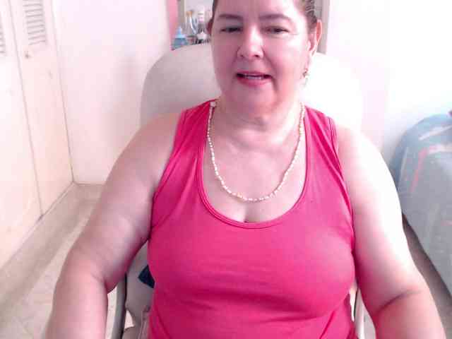 leonela-68