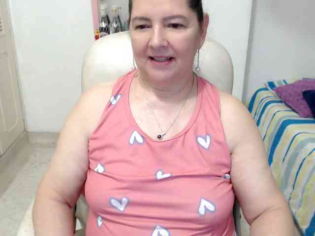 leonela-68 webcam