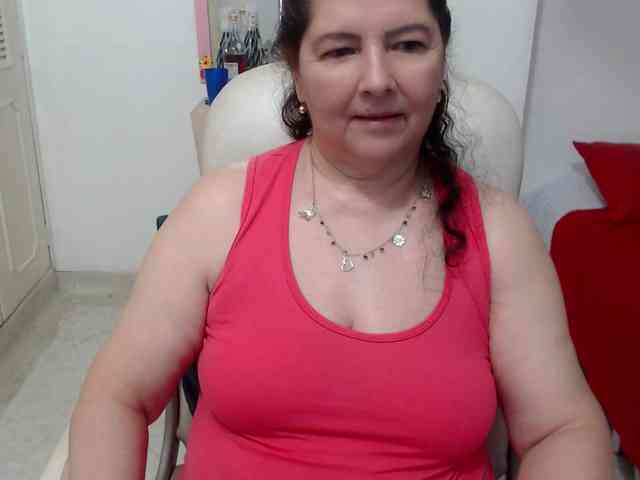 leonela-68