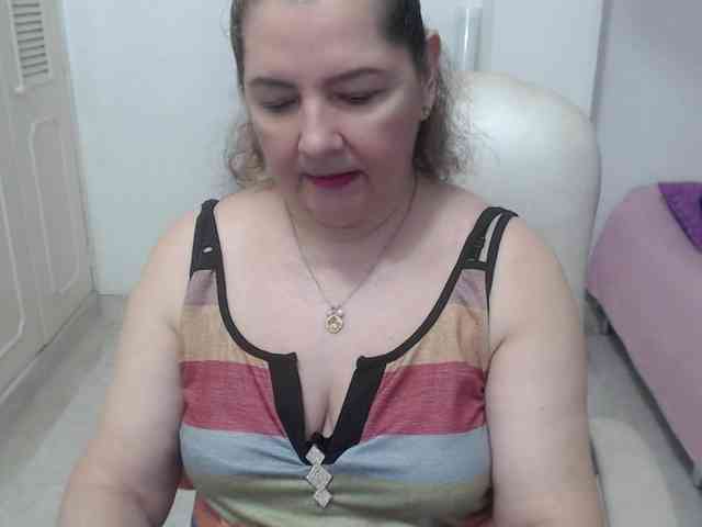 leonela-68