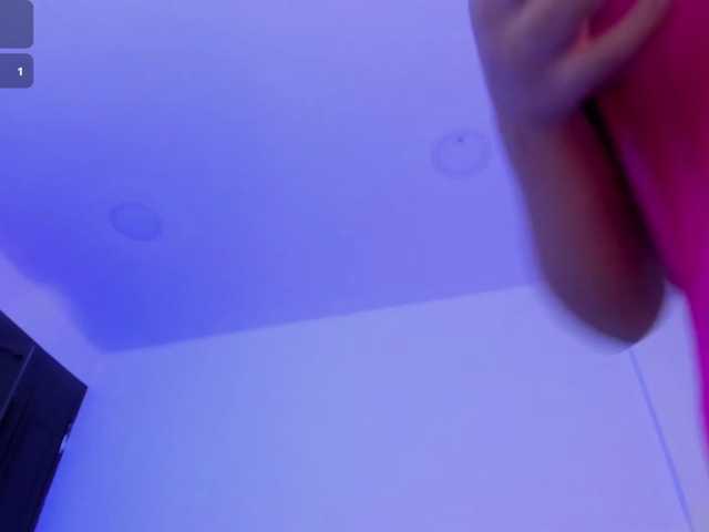 Dahlia-rossee live cam on BongaCams