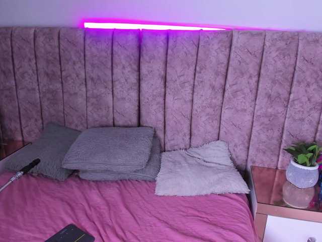 Dahlia-rossee live cam on BongaCams