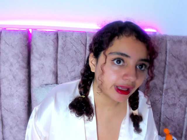Dahlia-rossee live cam on BongaCams