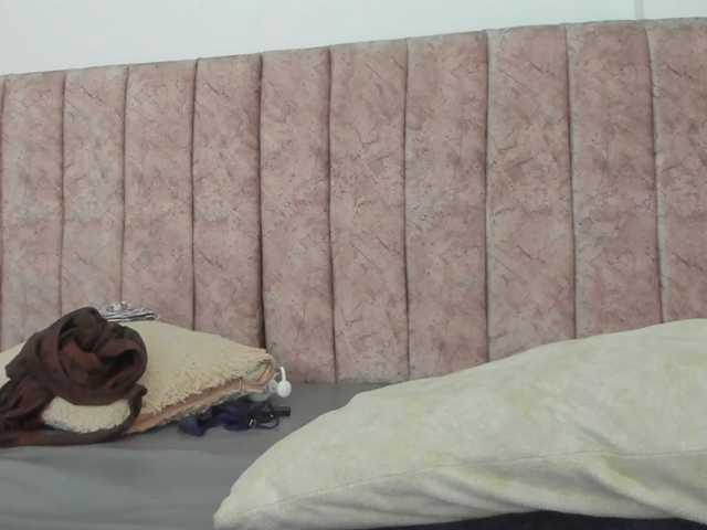 Dahlia-rossee live cam on BongaCams