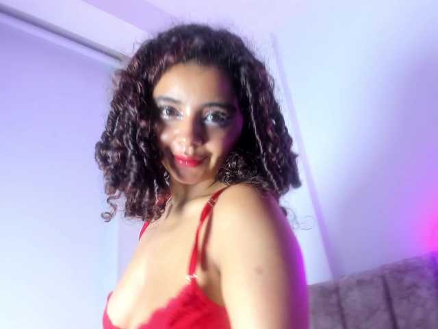Dahlia-rossee live cam on BongaCams