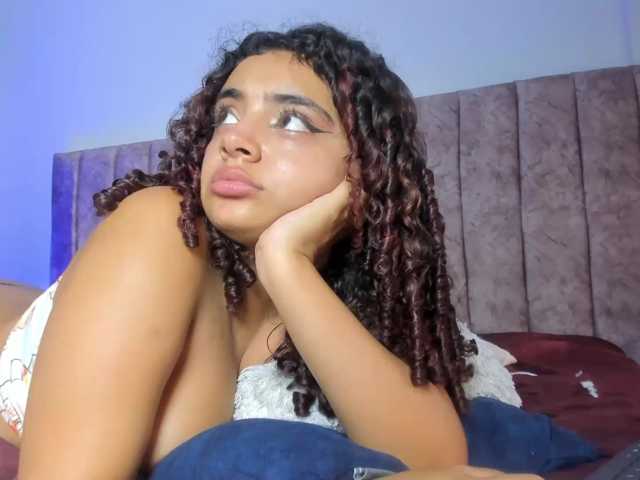 Dahlia-rossee live cam on BongaCams