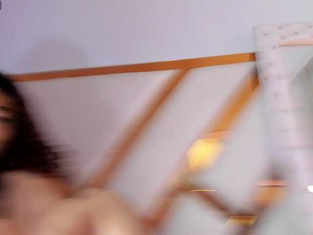 Dahlia-rossee live cam on BongaCams