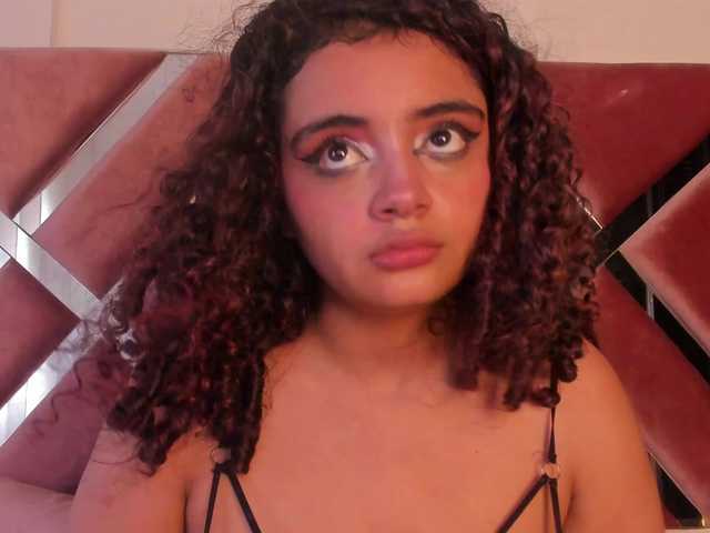 Dahlia-rossee live cam on BongaCams