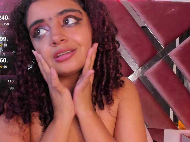 Dahlia-rossee live cam on BongaCams