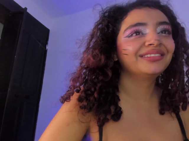 Dahlia-rossee live cam on BongaCams