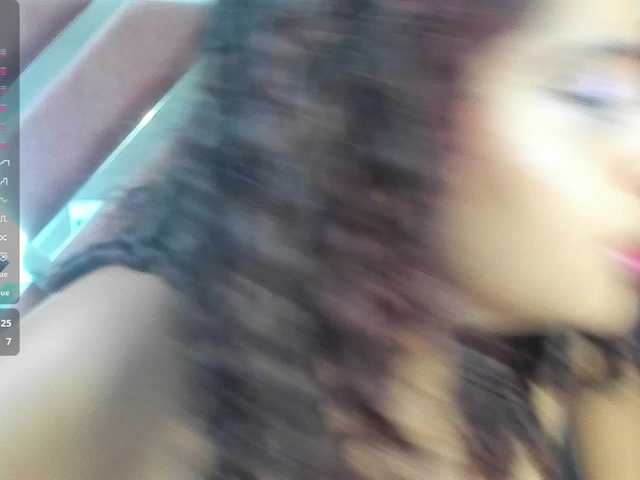 Dahlia-rossee live cam on BongaCams