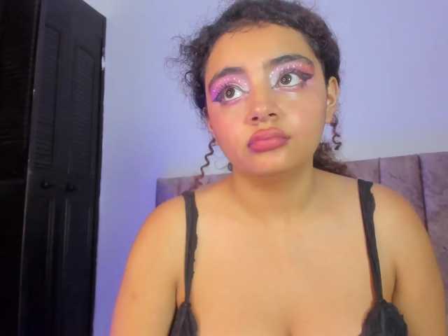 Dahlia-rossee live cam on BongaCams