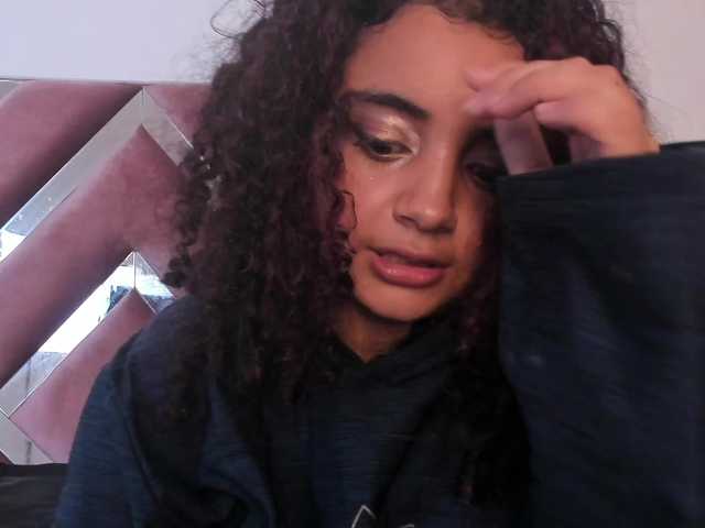 Dahlia-rossee live cam