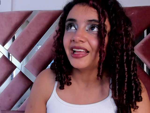 Dahlia-rossee live cam on BongaCams
