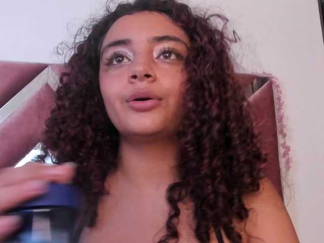 Dahlia-rossee live cam on BongaCams
