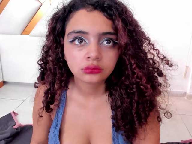 Dahlia-rossee live cam on BongaCams