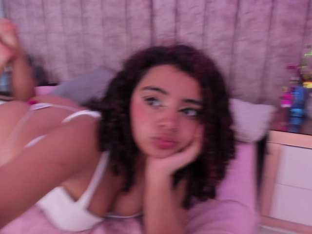 Dahlia-rossee live cam on BongaCams