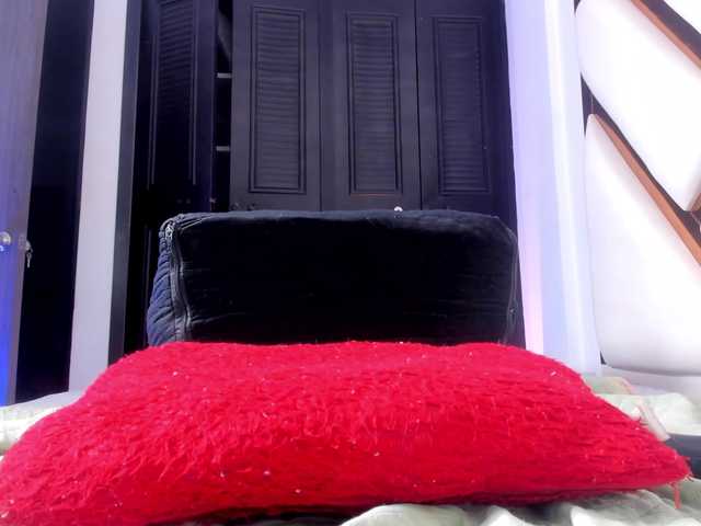 Dahlia-rossee live cam on BongaCams