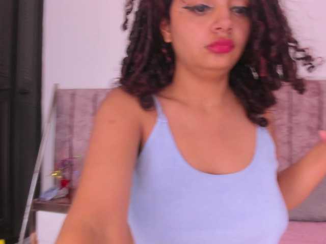 Dahlia-rossee live cam on BongaCams